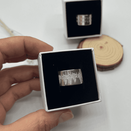 anillo de plata para mujer con latidos de bebé